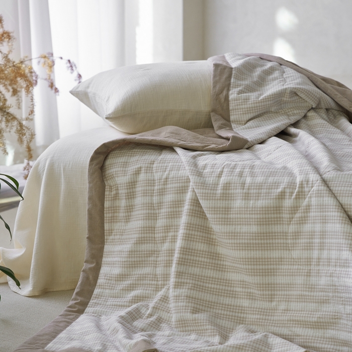 91家纺网 家纺一手货源 找家纺 （总）安莱生活 2024新款水洗色织花漾夏被