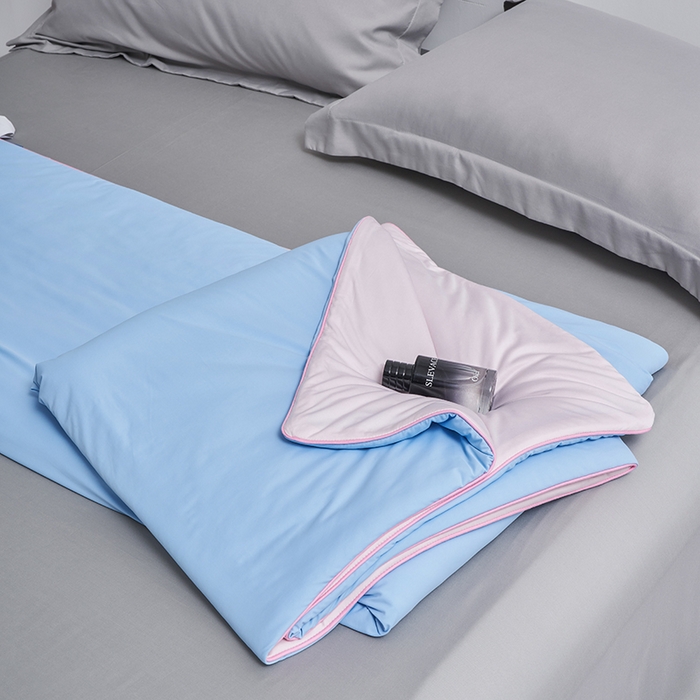 91家纺网 家纺一手货源 找家纺 梦可莱 2025新款抗菌防螨双拼锦氨凉感两用被 晴空蓝