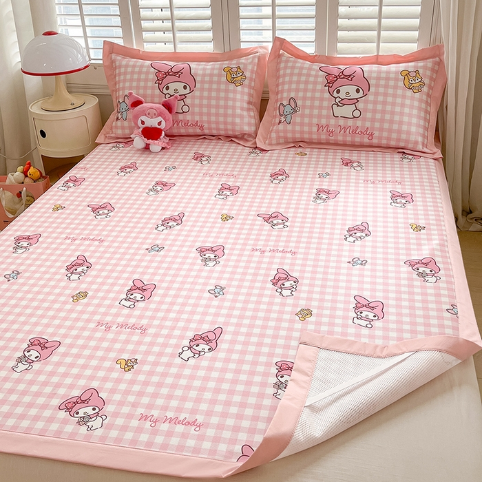 91家纺网 家纺一手货源 找家纺 金爱家 2024新款A类三丽鸥授权数码印花中分子1200D凉感冰丝宽边凉感软席 冰丝席-粉格美乐蒂