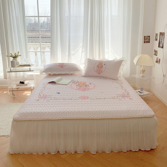 91家纺网 家纺一手货源 找家纺 慕澄家纺 2024新款大版印花床裙款乳胶凉席-凉席三件套 女孩