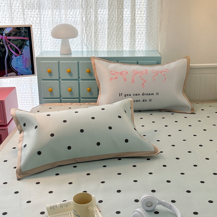 91家纺网 家纺一手货源 找家纺 （总）昔可家纺 2024新款高端数码印花养生冰藤席波点大版枕套系列