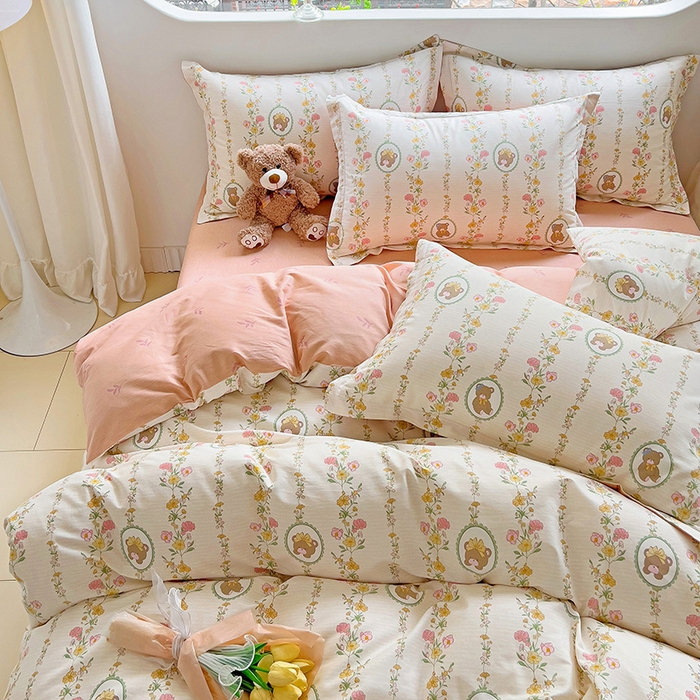 91家纺网 家纺一手货源 找家纺 优选良品 2025新款直播爆款全棉-ins印花系列四件套纯棉三件套床单床笠 菲乐熊宝