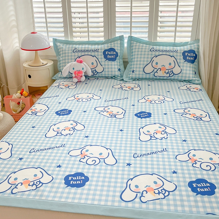 91家纺网 家纺一手货源 找家纺 金爱家 2024新款A类三丽鸥授权数码印花中分子1200D凉感冰丝宽边凉感软席 冰丝席-萌萌玉桂狗