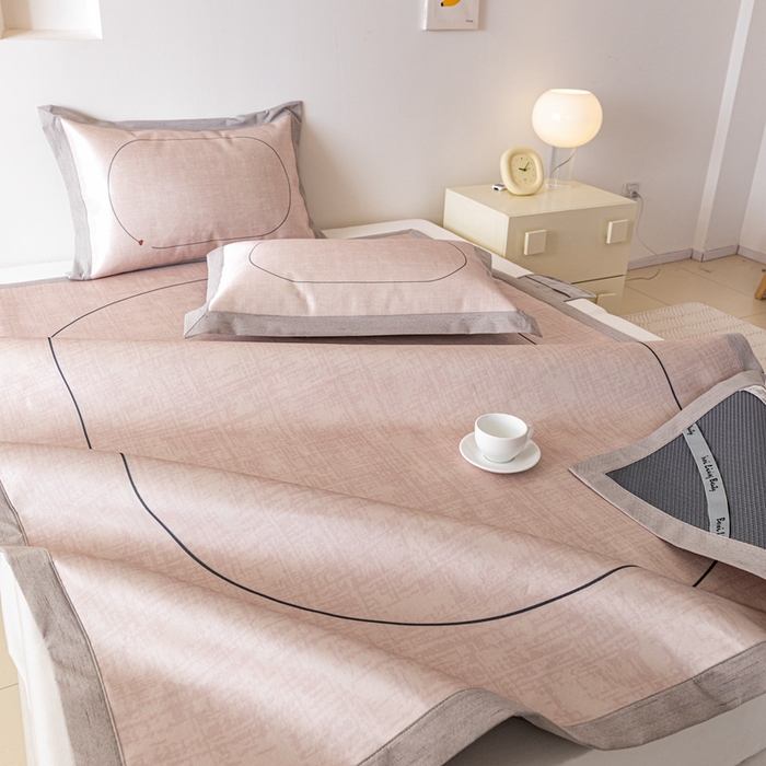 91家纺网 家纺一手货源 找家纺 本希家居 2024新款花漾清新系列高端可水洗冰丝席 心动平席