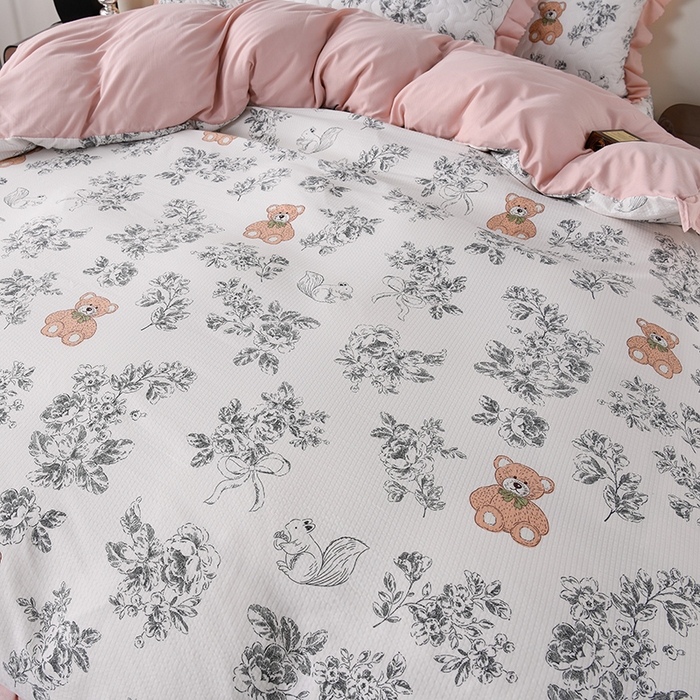 91家纺网 家纺一手货源 找家纺 艾裙海 2025新款云感双层纱床盖四件套 秘境