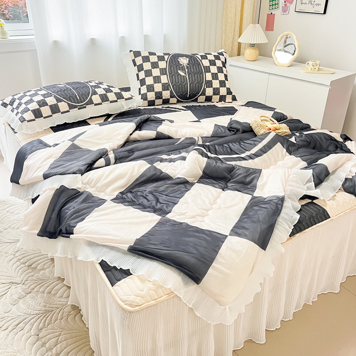 91家纺网 家纺一手货源 找家纺 慕澄家纺 2024新款大版印花乳胶凉席套件-夏被凉席四件套 棋盘玫瑰