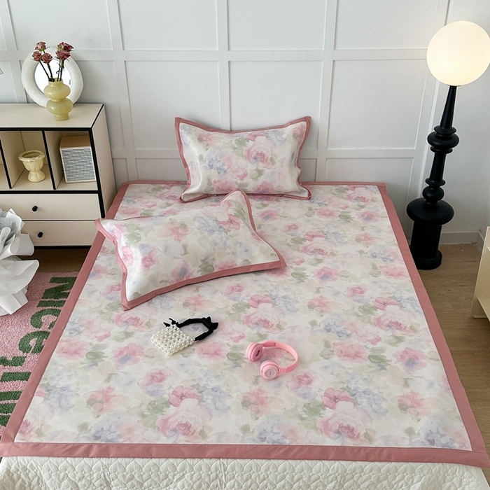 91家纺网 家纺一手货源 找家纺 昔可家纺 2024新款高端数码印花养生冰藤席--简约系列 彩色水彩花