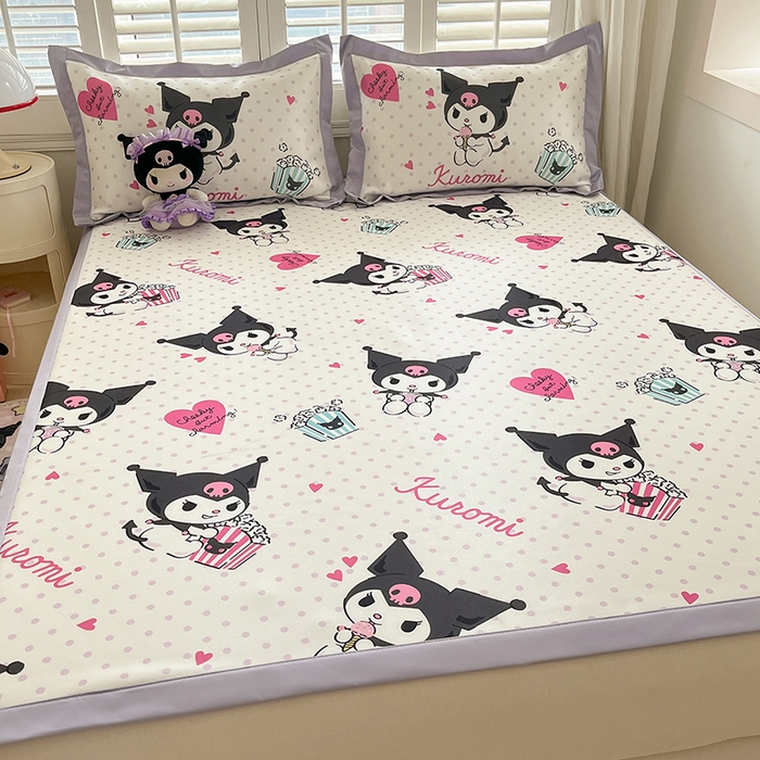 91家纺网 家纺一手货源 找家纺 金爱家 2024新款A类三丽鸥授权数码印花中分子1200D凉感冰丝宽边凉感软席 冰丝席-甜筒爱心库洛米