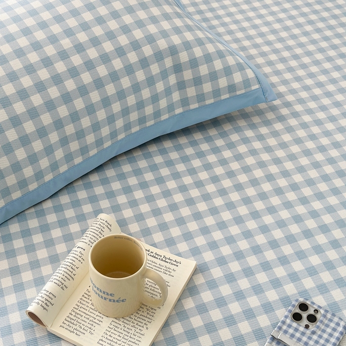 91家纺网 家纺一手货源 找家纺 昔可家纺 2024新款高端数码印花养生冰藤席--简约系列 蓝格子