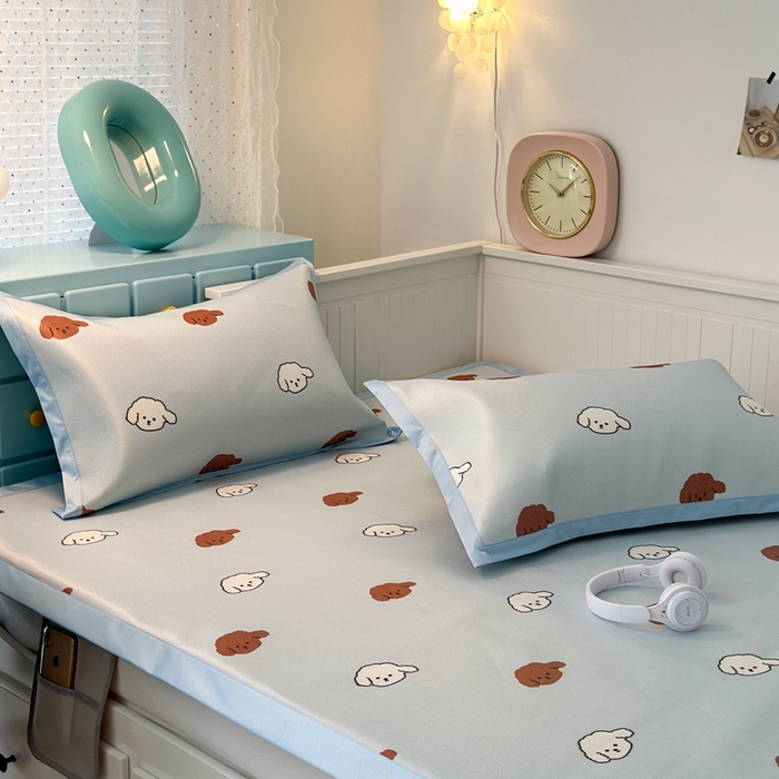 91家纺网 家纺一手货源 找家纺 昔可家纺 2024新款高端数码印花养生冰藤席--卡通系列 小棕狗狗