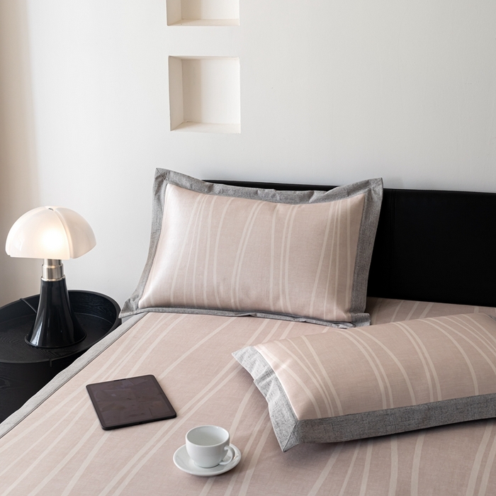 91家纺网 家纺一手货源 找家纺 本希家居 2024新款简约轻奢系列高端可水洗冰丝席 梵克平席