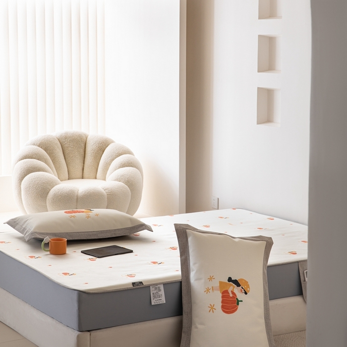 91家纺网 家纺一手货源 找家纺 本希家居 2024新款花漾清新系列高端可水洗冰丝席 小南瓜床笠