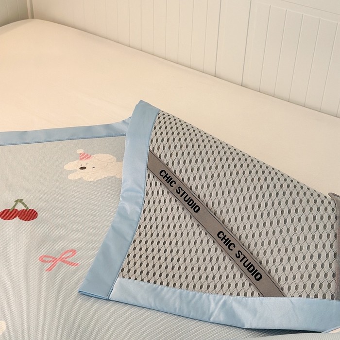 91家纺网 家纺一手货源 找家纺 昔可家纺 2024新款高端数码印花养生冰藤席--卡通系列 樱桃狗狗