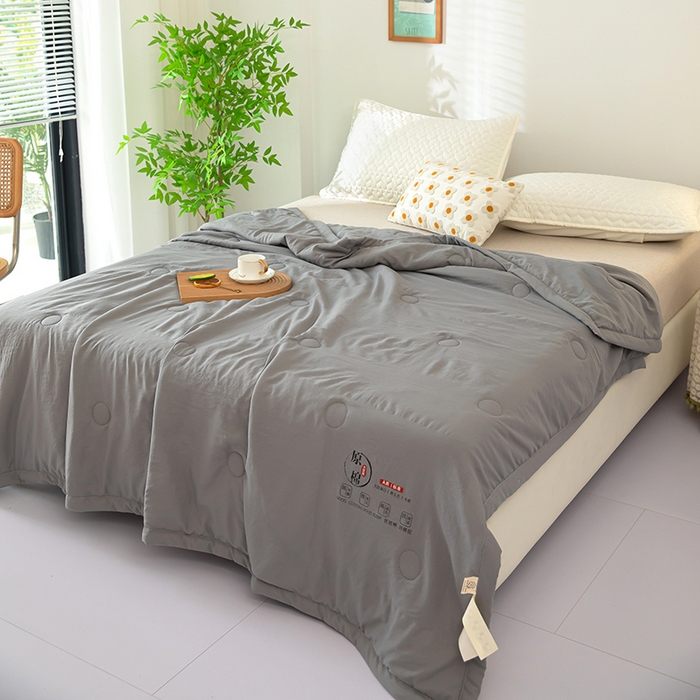 91家纺网 家纺一手货源 找家纺 侨鑫 2024新款A类原棉大豆夏被 灰色