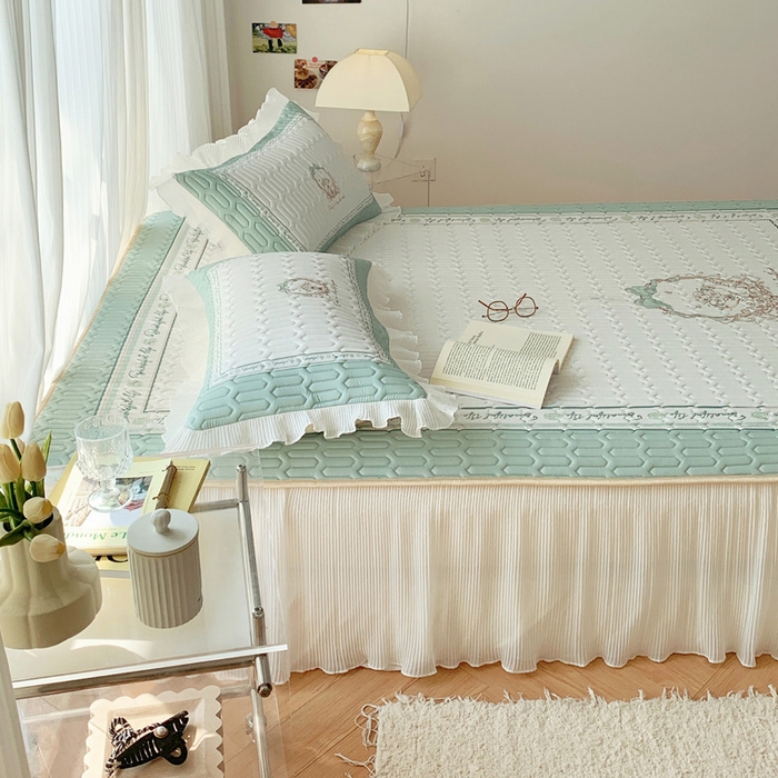 91家纺网 家纺一手货源 找家纺 慕澄家纺 2024新款大版印花床裙款乳胶凉席-凉席三件套 晚风