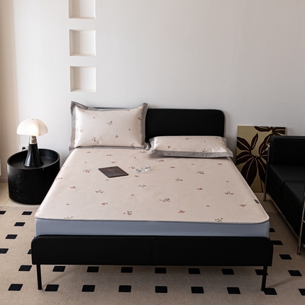 本希家居 2024新款简约轻奢系列高端可水洗冰丝席 红草莓床笠