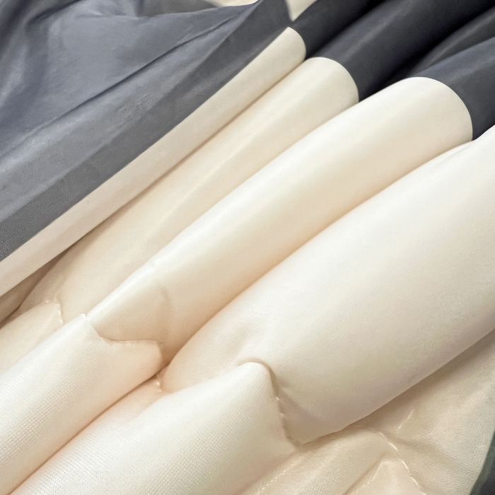 91家纺网 家纺一手货源 找家纺 慕澄家纺 2024新款大版印花床裙款乳胶凉席-凉席三件套 棋盘玫瑰