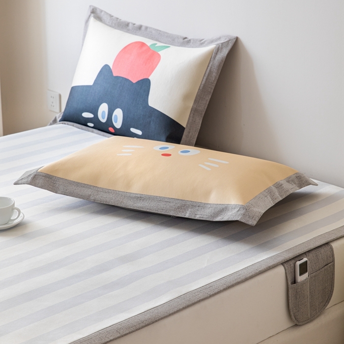 91家纺网 家纺一手货源 找家纺 本希家居 2024新款花漾清新系列高端可水洗冰丝席 苹果猫平席