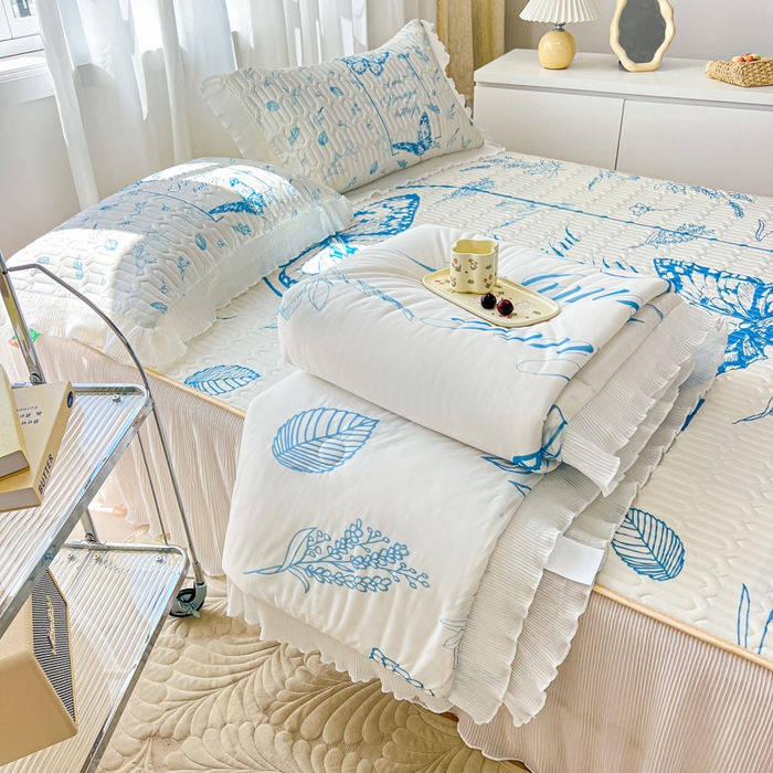 91家纺网 家纺一手货源 找家纺 慕澄家纺 2024新款大版印花乳胶凉席套件-夏被凉席四件套 蝴蝶飞飞