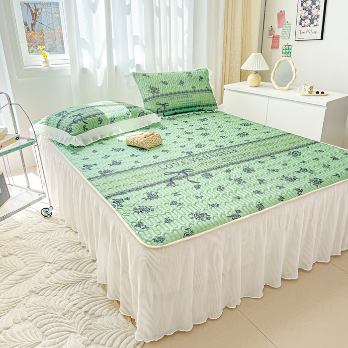 91家纺网 家纺一手货源 找家纺 慕澄家纺 2024新款大版印花床裙款乳胶凉席-凉席三件套 墨染