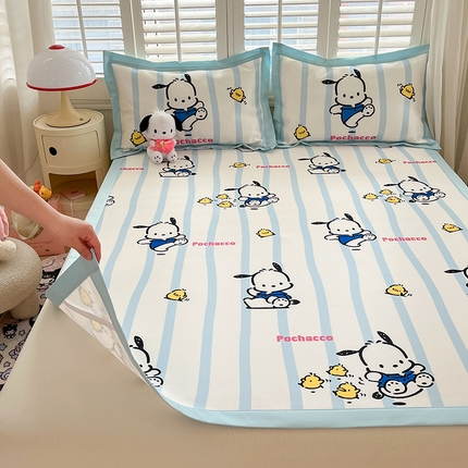 91家纺网 家纺一手货源 找家纺 金爱家 2024新款A类三丽鸥授权数码印花中分子1200D凉感冰丝宽边凉感软席 冰丝席-开心帕恰狗