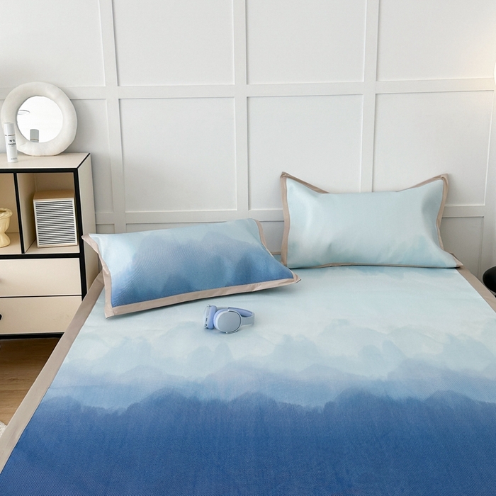 91家纺网 家纺一手货源 找家纺 昔可家纺 2024新款高端数码印花养生冰藤席--马卡龙系列 晕染蓝