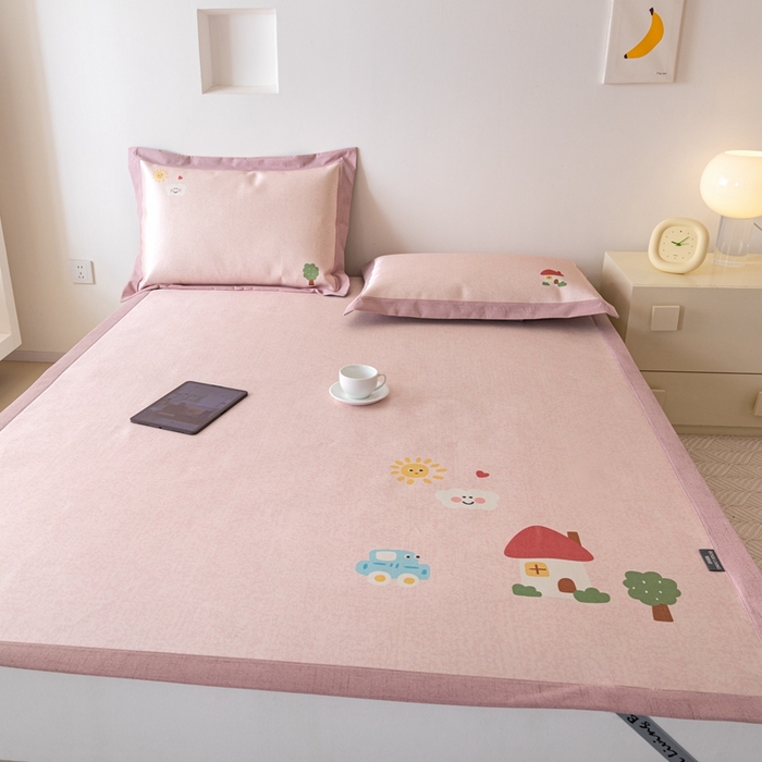 91家纺网 家纺一手货源 找家纺 本希家居 2024新款花漾清新系列高端可水洗冰丝席 小甜美平席