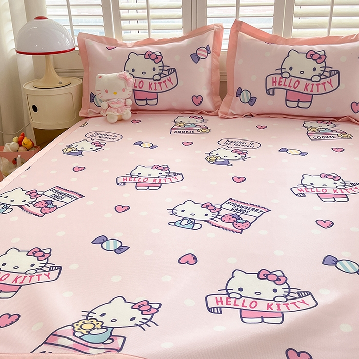 91家纺网 家纺一手货源 找家纺 金爱家 2024新款A类三丽鸥授权数码印花中分子1200D凉感冰丝宽边凉感软席 冰丝席-糖果爱心kitty