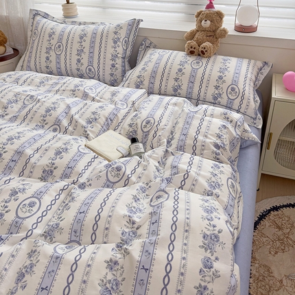 91家纺网 家纺一手货源 找家纺 乐童 2024新款直播爆款13070纯棉印花吊边款一字绣四件套 第五波 浅薇