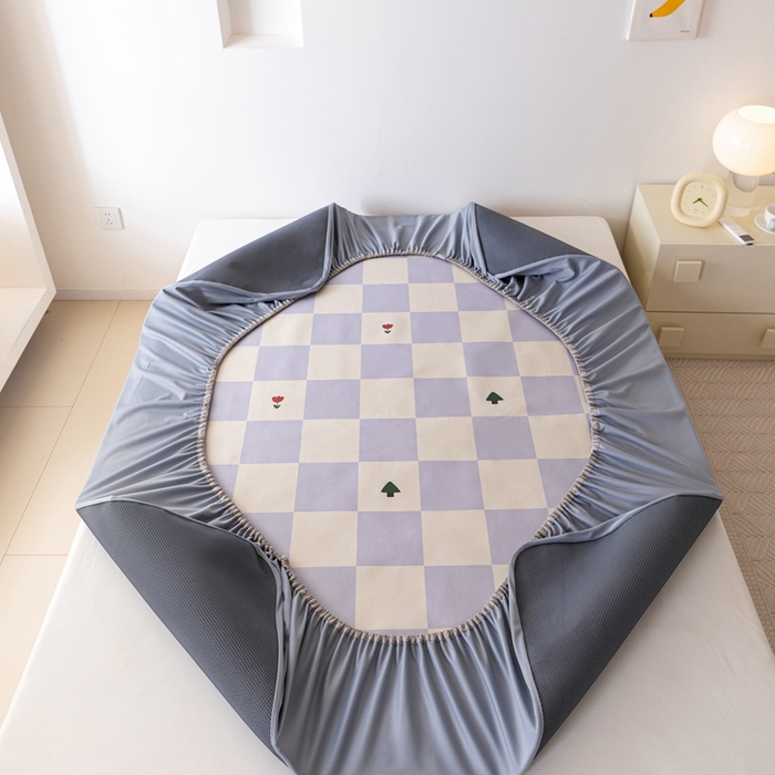 91家纺网 家纺一手货源 找家纺 本希家居 2024新款花漾清新系列高端可水洗冰丝席 紫白方格床笠