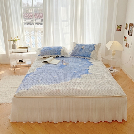 91家纺网 家纺一手货源 找家纺 （总）慕澄家纺 2024新款大版印花床裙款乳胶凉席-凉席三件套