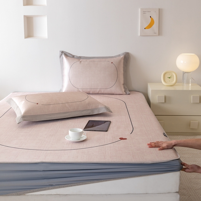 91家纺网 家纺一手货源 找家纺 本希家居 2024新款花漾清新系列高端可水洗冰丝席 心动床笠