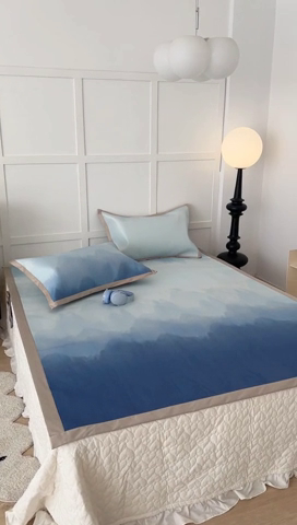 91家纺网 家纺一手货源 找家纺 昔可家纺 2024新款高端数码印花养生冰藤席--马卡龙系列 晕染蓝