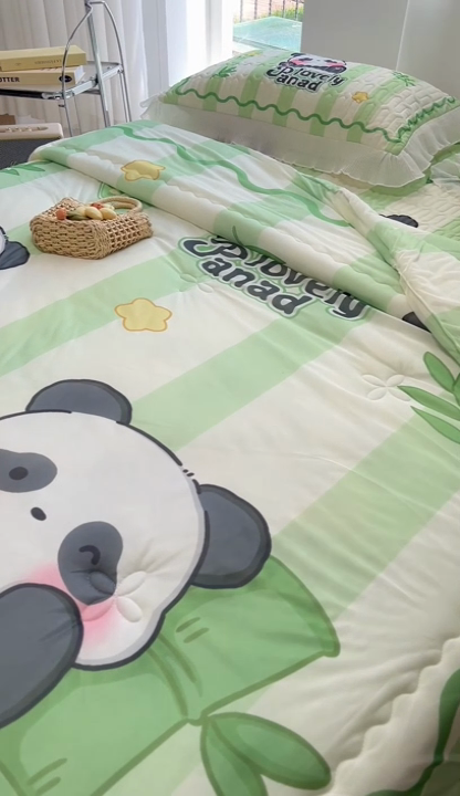 91家纺网 家纺一手货源 找家纺 慕澄家纺 2024新款大版印花乳胶凉席套件-夏被凉席四件套 可爱熊猫