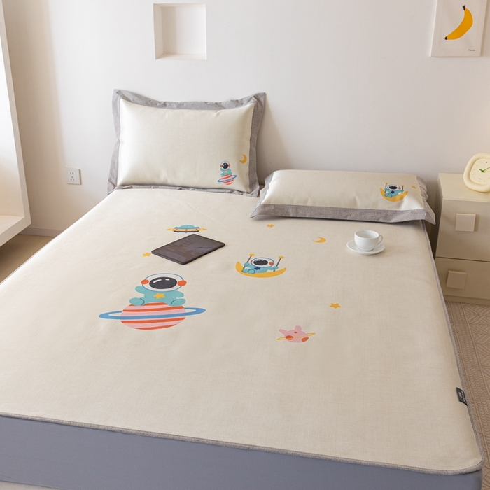 91家纺网 家纺一手货源 找家纺 本希家居 2024新款花漾清新系列高端可水洗冰丝席 自由宇航员床笠