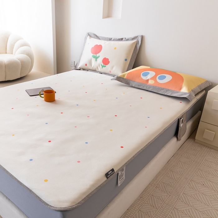 91家纺网 家纺一手货源 找家纺 本希家居 2024新款花漾清新系列高端可水洗冰丝席 小趣味床笠