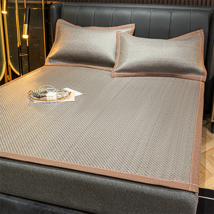 91家纺网 家纺一手货源 找家纺 共鸣沙发垫 2024新款野山藤凉席 野山藤浅灰色
