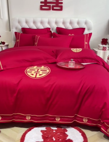 91家纺网 家纺一手货源 找家纺 欧乐蒂 2025新款设计师原创亲肤棉婚庆四件套 爱恋