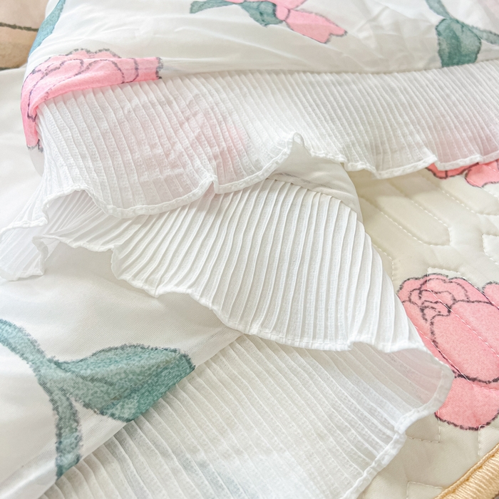 91家纺网 家纺一手货源 找家纺 慕澄家纺 2024新款大版印花床裙款乳胶凉席-凉席三件套 秘密花园