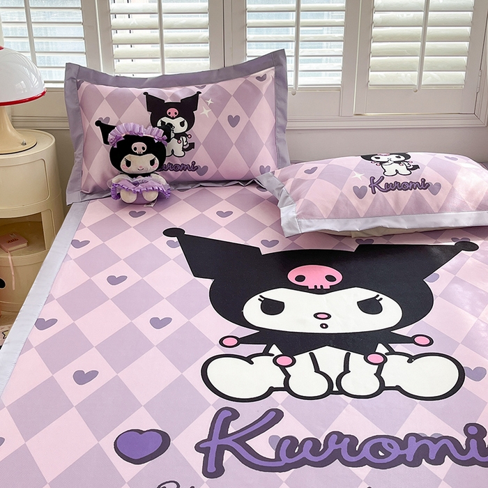 91家纺网 家纺一手货源 找家纺 金爱家 2024新款A类三丽鸥授权数码印花中分子1200D凉感冰丝宽边凉感软席 冰丝席-甜甜库洛米