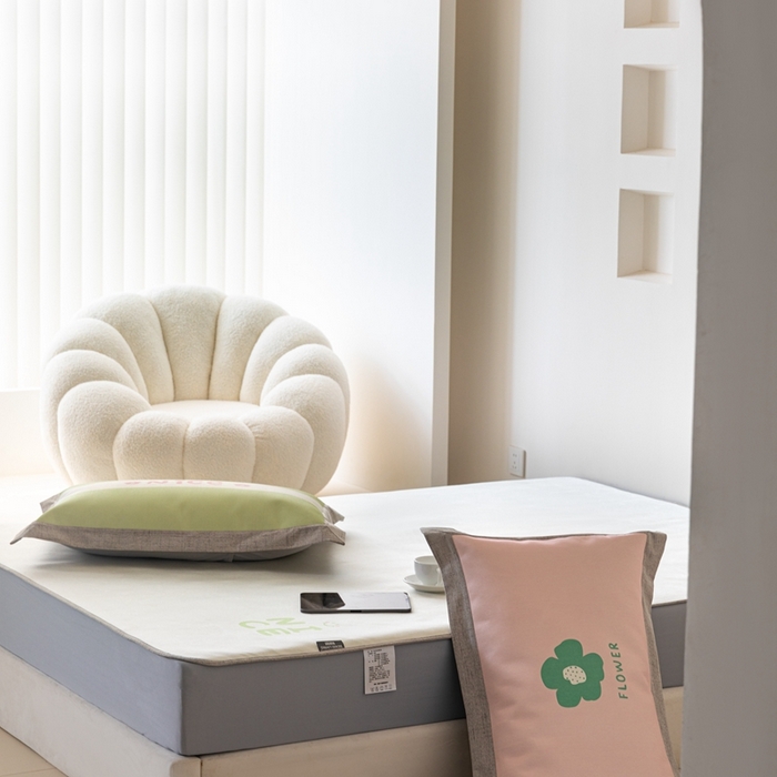 91家纺网 家纺一手货源 找家纺 本希家居 2024新款花漾清新系列高端可水洗冰丝席 小快乐床笠