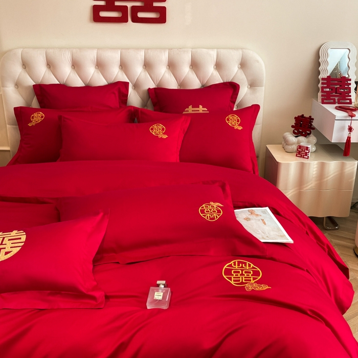 91家纺网 家纺一手货源 找家纺 欧乐蒂 2025新款设计师原创亲肤棉婚庆四件套 云喜东方