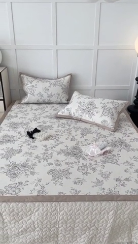 91家纺网 家纺一手货源 找家纺 昔可家纺 2024新款高端数码印花养生冰藤席--简约系列 绿山墙的安妮