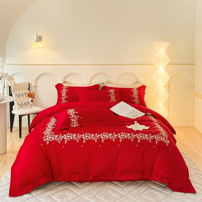 91家纺网 家纺一手货源 找家纺 欧乐蒂 2025新款秘密花园-新疆长绒棉刺绣四件套-终版 秘密花园-喜庆红