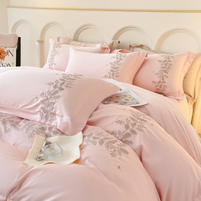 91家纺网 家纺一手货源 找家纺 欧乐蒂 2025新款秘密花园-新疆长绒棉刺绣四件套-终版 秘密花园-温馨粉