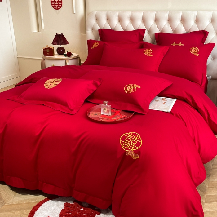 91家纺网 家纺一手货源 找家纺 欧乐蒂 2025新款设计师原创亲肤棉婚庆四件套 云喜东方