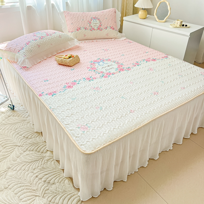 91家纺网 家纺一手货源 找家纺 慕澄家纺 2024新款大版印花床裙款乳胶凉席-凉席三件套 温馨