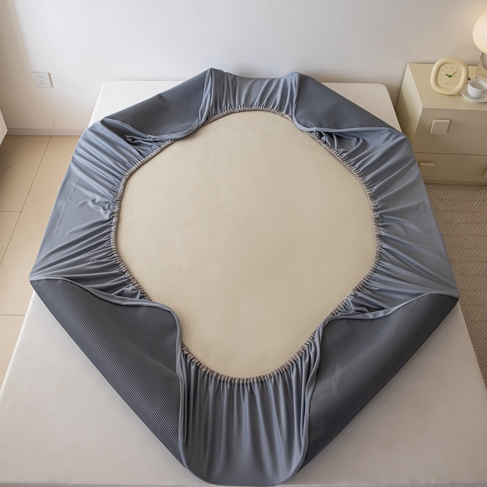 91家纺网 家纺一手货源 找家纺 本希家居 2024新款花漾清新系列高端可水洗冰丝席 小彩条床笠