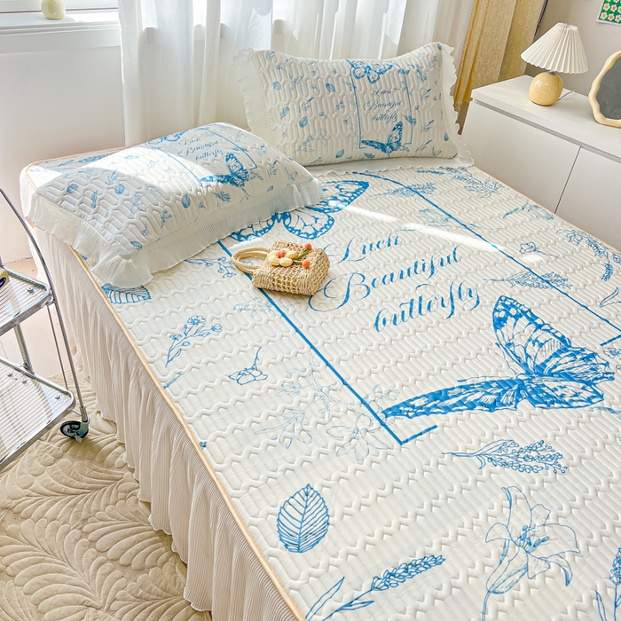 91家纺网 家纺一手货源 找家纺 慕澄家纺 2024新款大版印花床裙款乳胶凉席-凉席三件套 蝴蝶飞飞