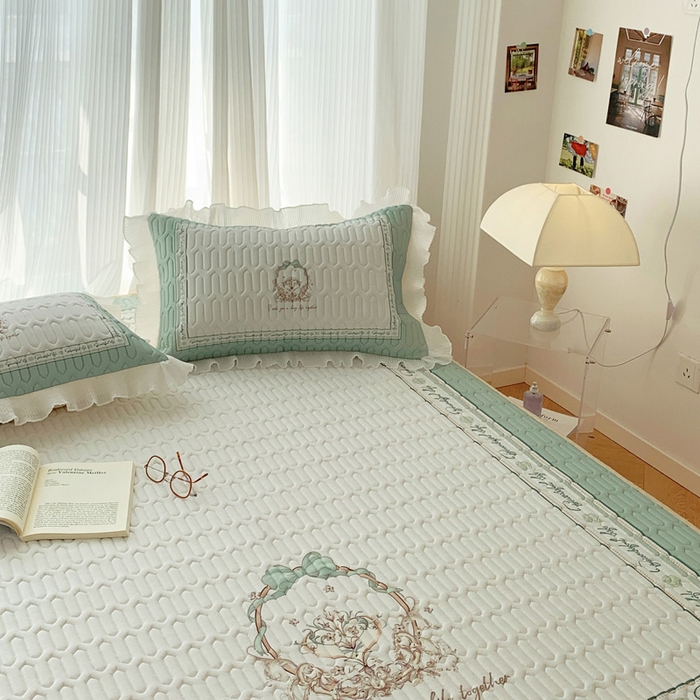 91家纺网 家纺一手货源 找家纺 慕澄家纺 2024新款大版印花床裙款乳胶凉席-凉席三件套 晚风